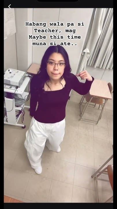 Sinulit habang wala si teacher .